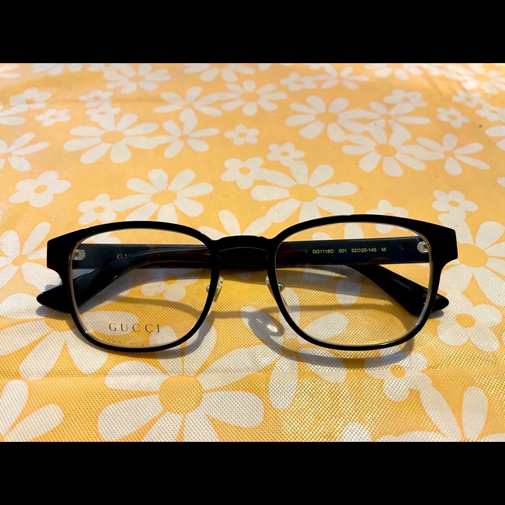 Metal Gucci Eyeglasses ✨